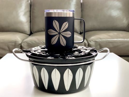 Cathrineholm Black Lotus Inspired 12 OZ insulated coffee mug cup with handle and lid - Option to Personalize