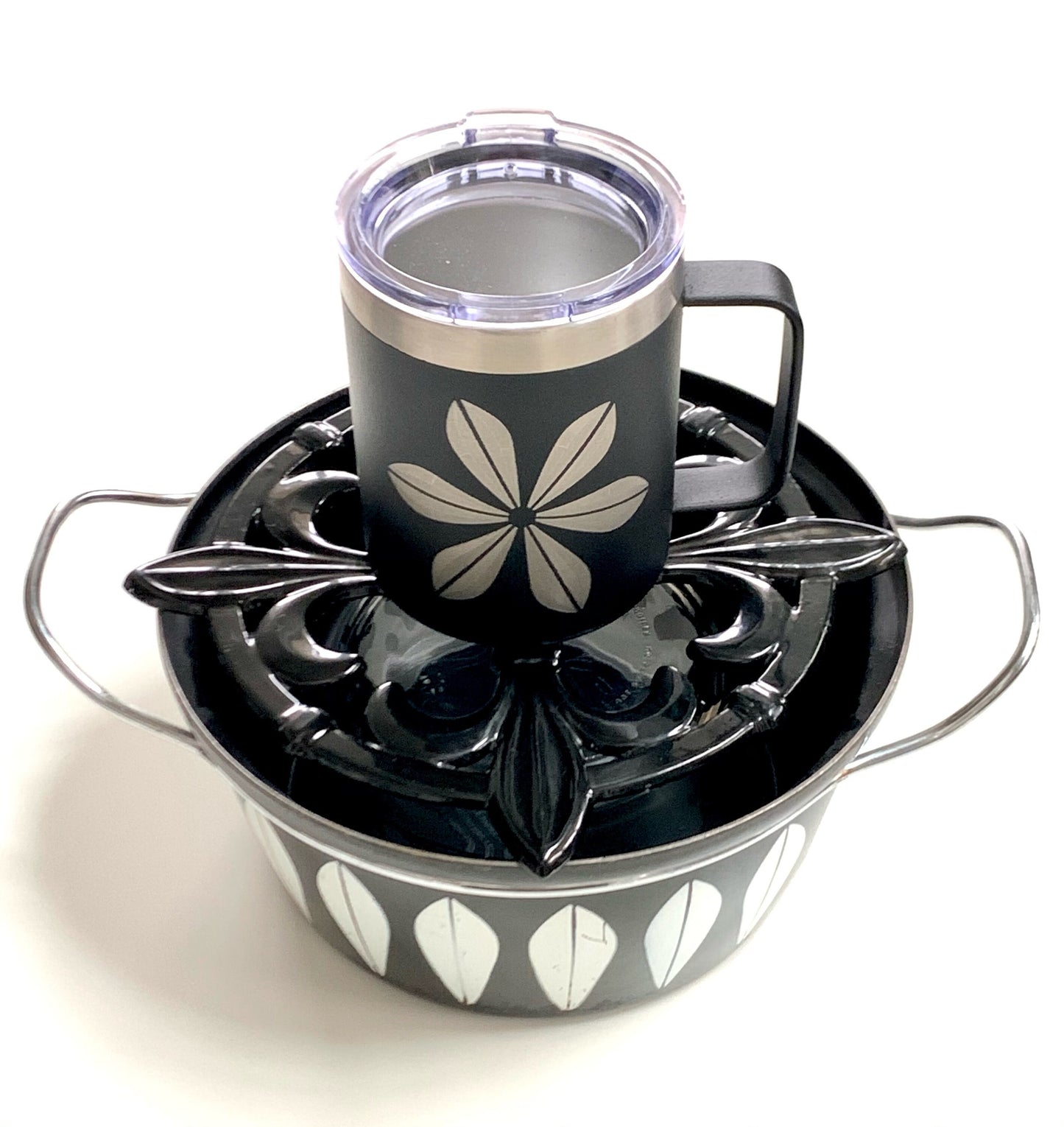 Cathrineholm Black Lotus Inspired 12 OZ insulated coffee mug cup with handle and lid - Option to Personalize